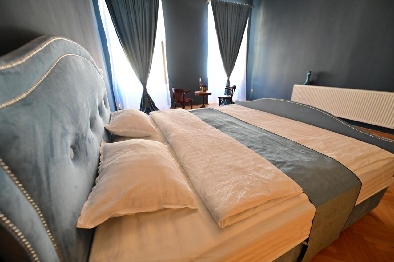 Lovely 2 Bedroom Apartment In Historic City Center Sibiu Eksteriør billede